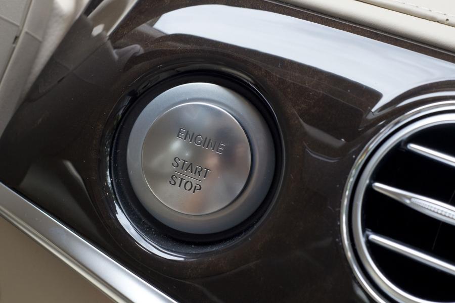  Mercedes-Benz S63 AMG 2014 года  (фото 117 из 125)